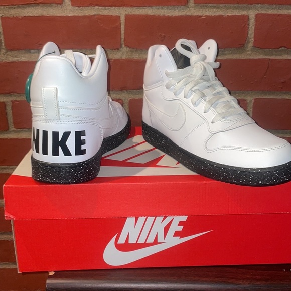 Nike-Court-Borough-mid-Black w/white speckled sole-Released 2015- Very Rare - Picture 11 of 15